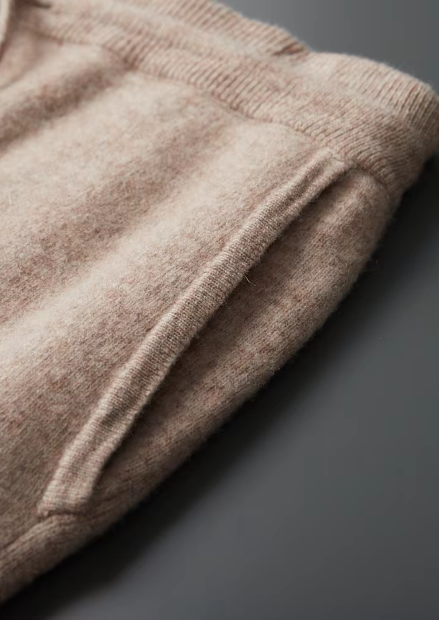 PURE EXTRA-FINE MERINO WOOL HOODED SET