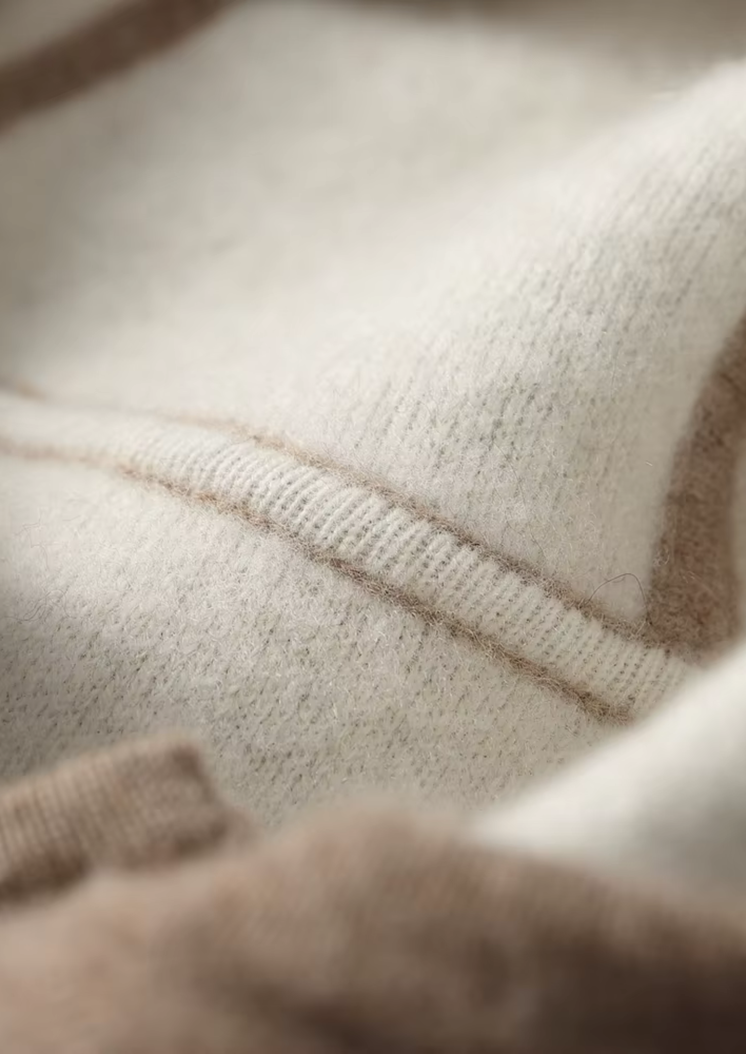 PREMIUM CASHMERE LEISURE SET