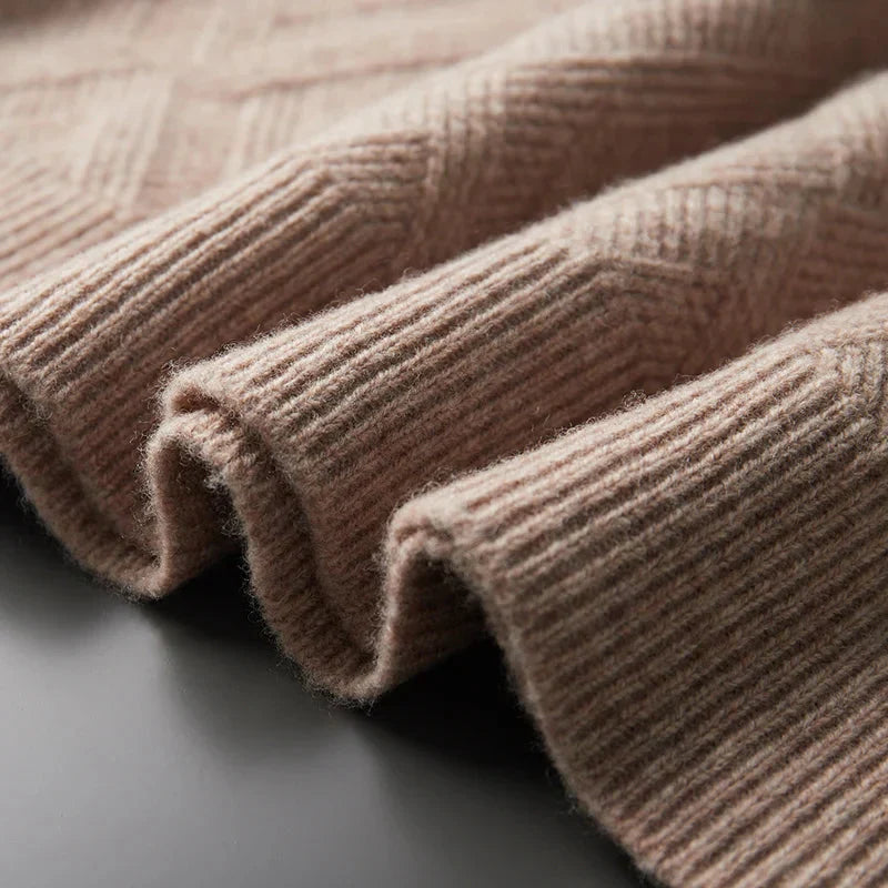 100% Cashmere Romboid Sweater