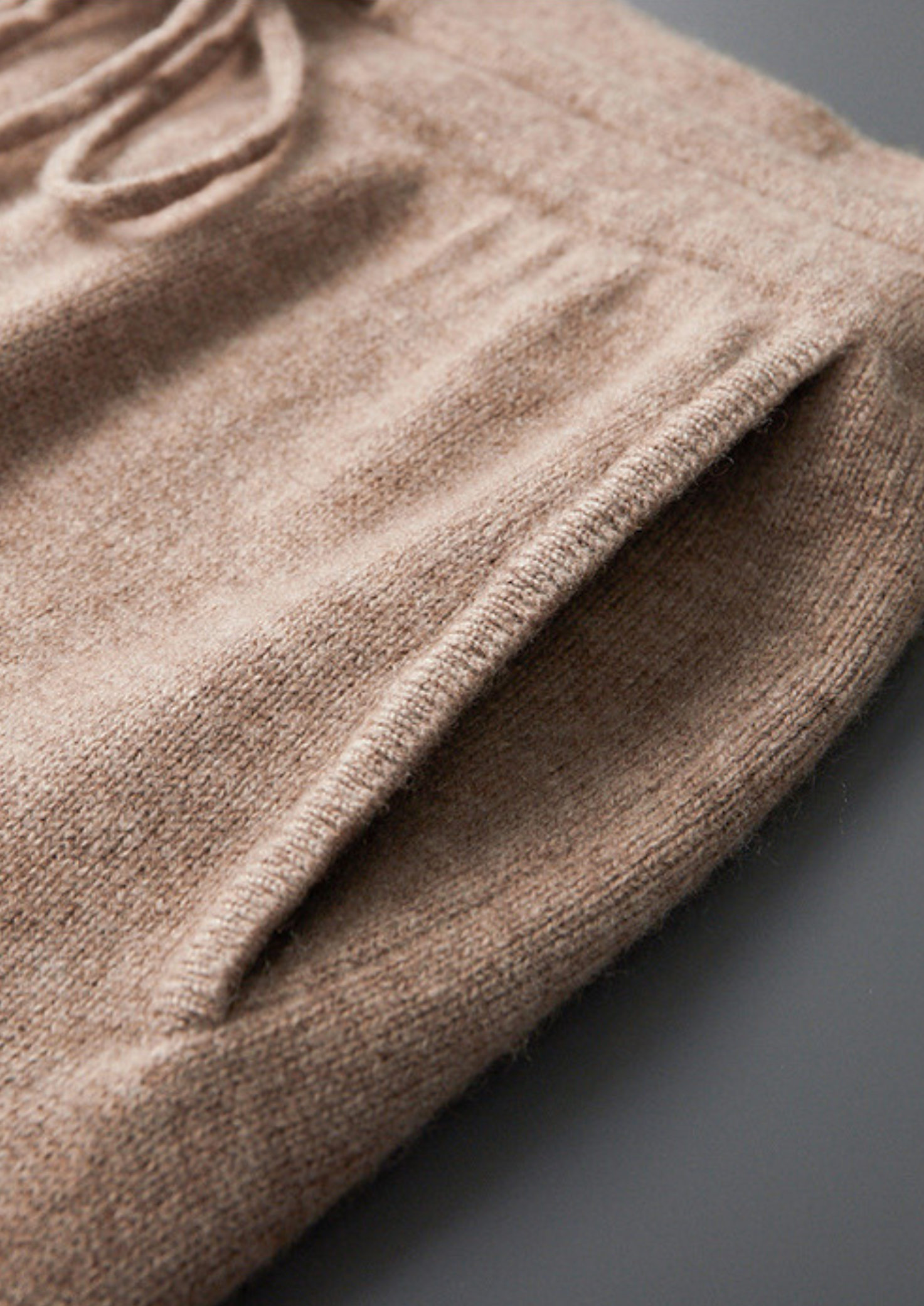 Refined Cashmere Essential Joggers